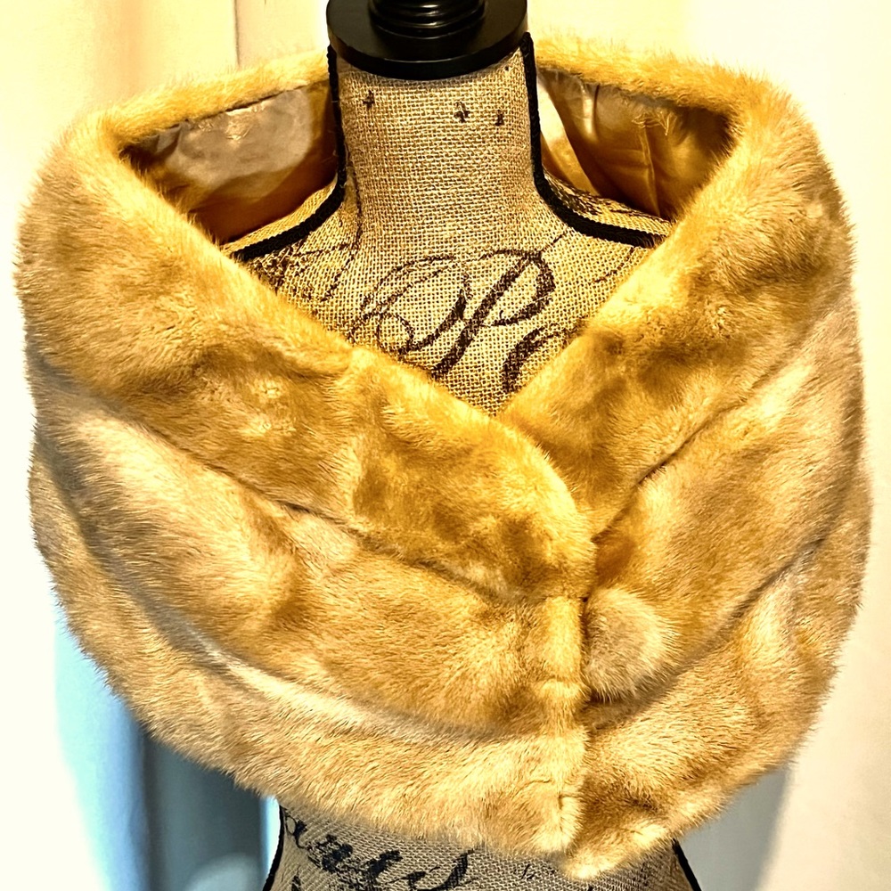 Beautiful Faux Fur Shawl…. Classy and Sassy…